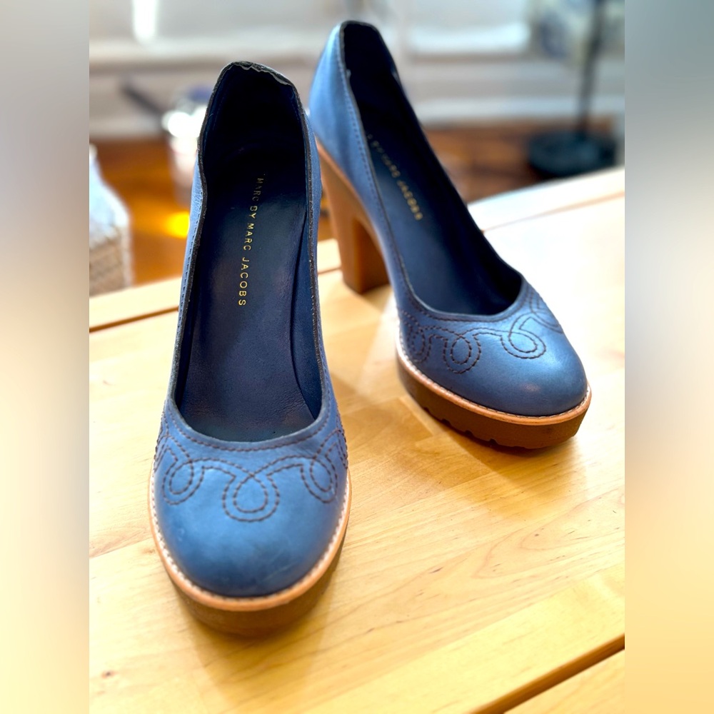 Marc by Marc Jacobs round toe platform pumps